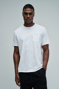 T-SHIRT WITH POCKET