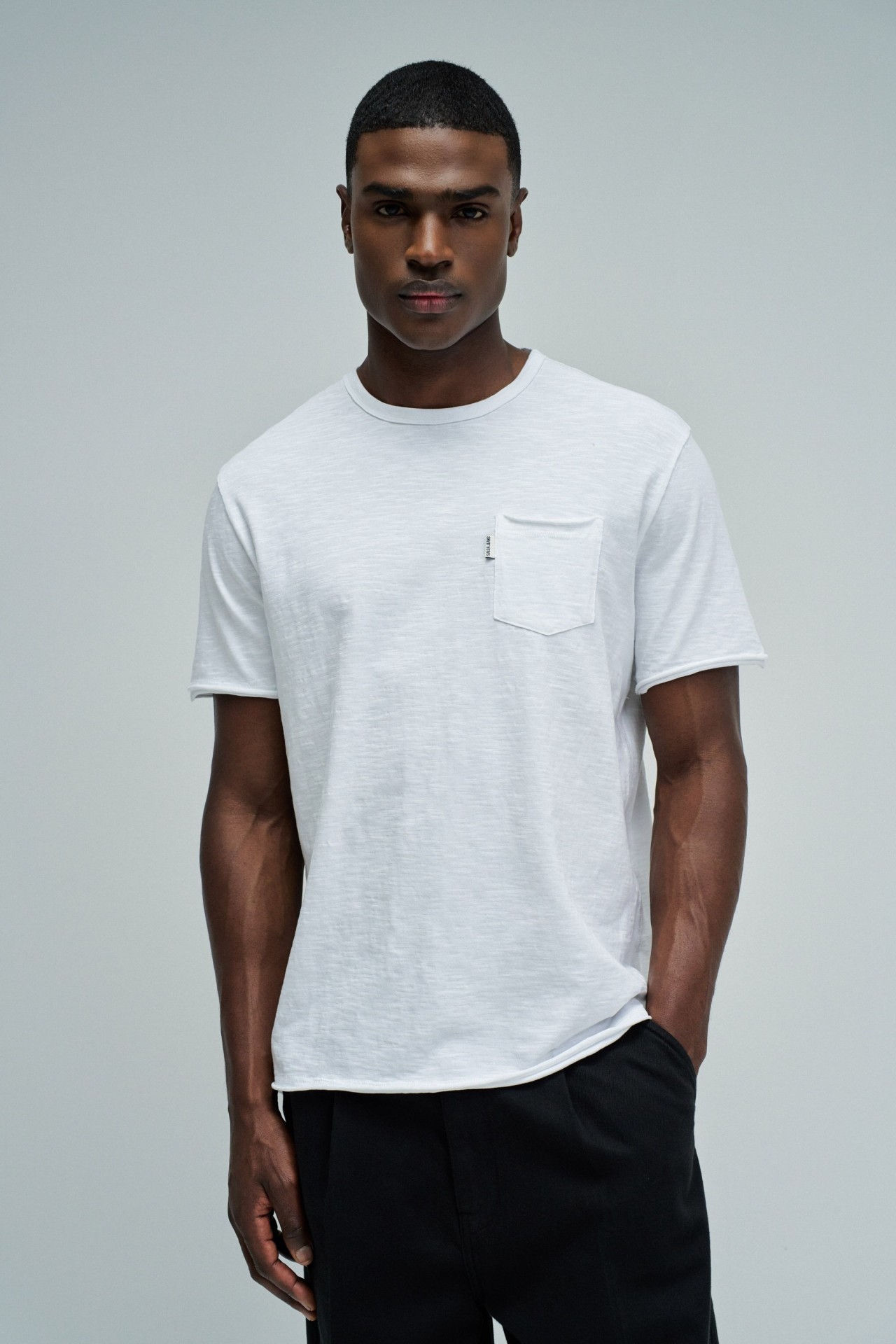 T-SHIRT WITH POCKET