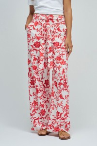 BROEK MET BLOEMENPATROON EN WIJDE PIJPEN