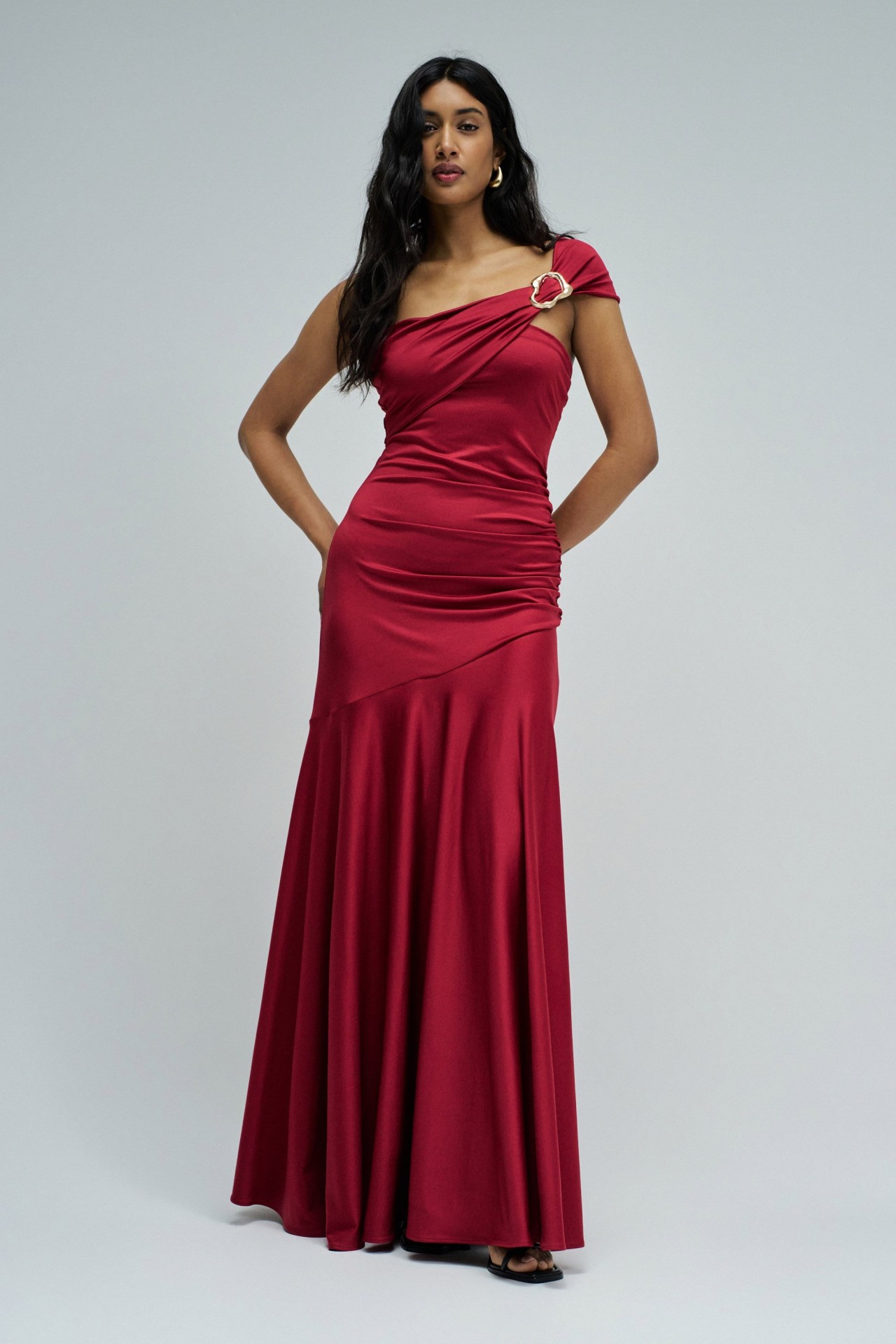LONG DRESS WITH GOLD EMBELLISHMENT
