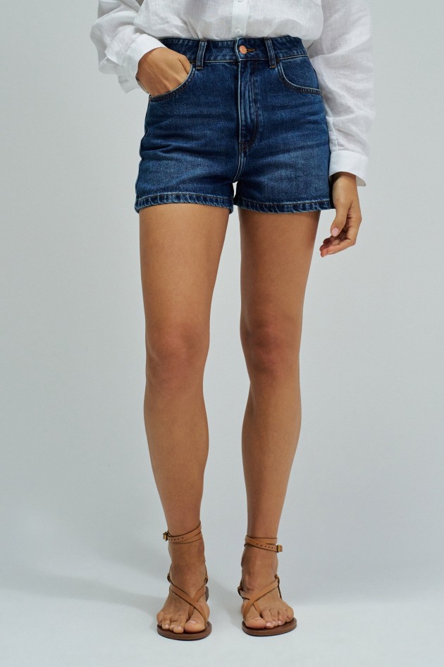 TRUE SHORTS