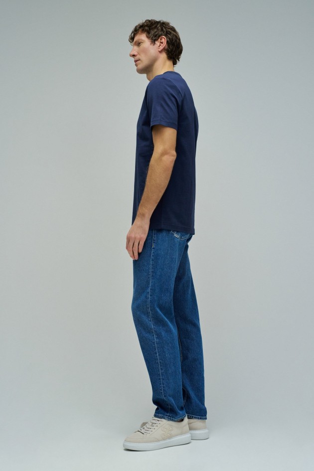 T-SHIRT WITH BRANDING