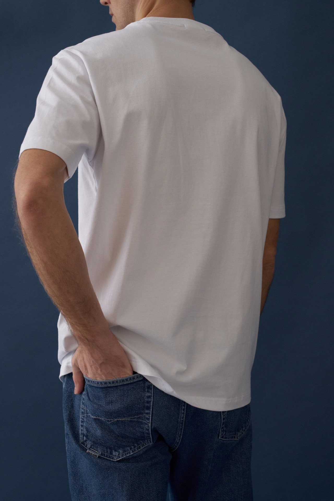 T-SHIRT COM BRANDING