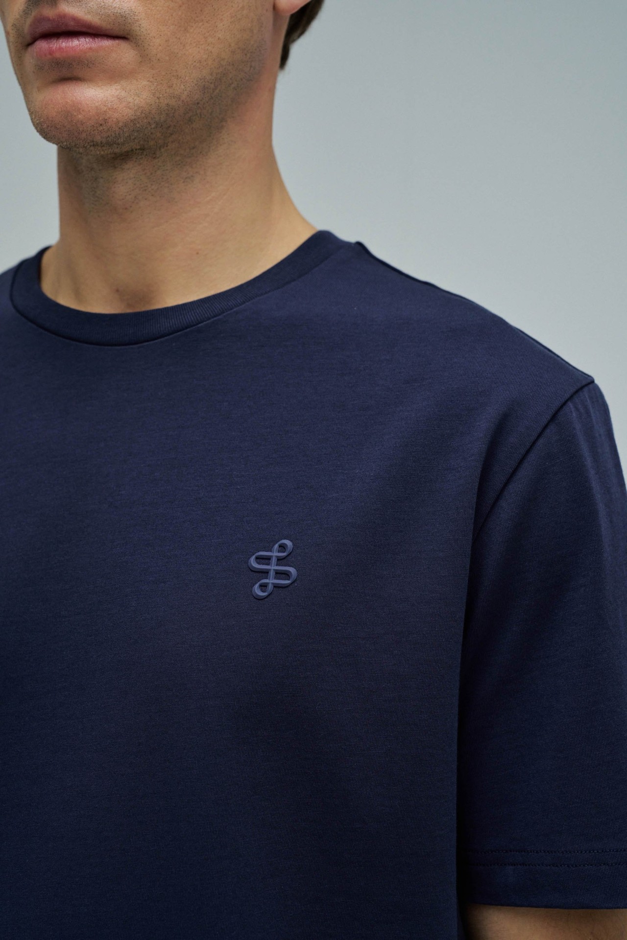 T-SHIRT COM BRANDING