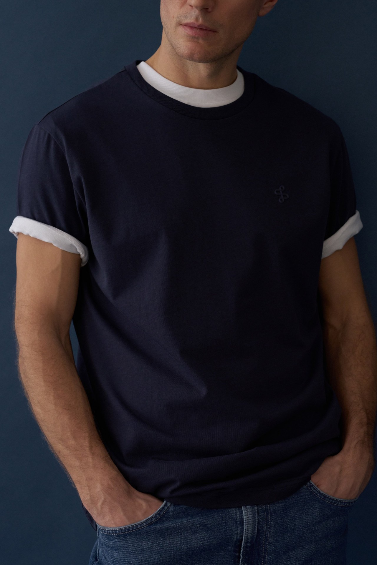 T-SHIRT COM BRANDING