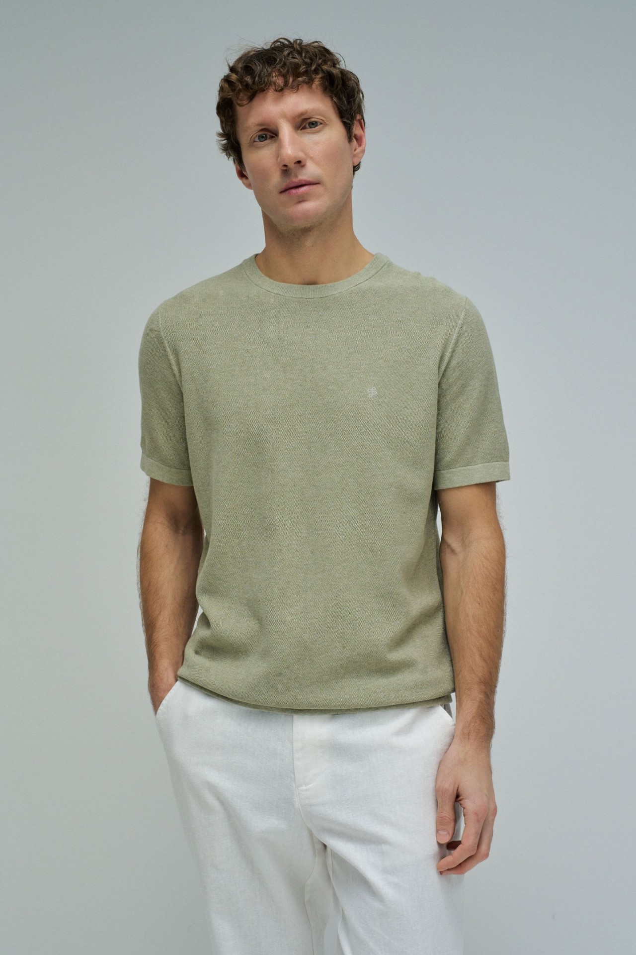 T-SHIRT EN MALLA TRICOTADA