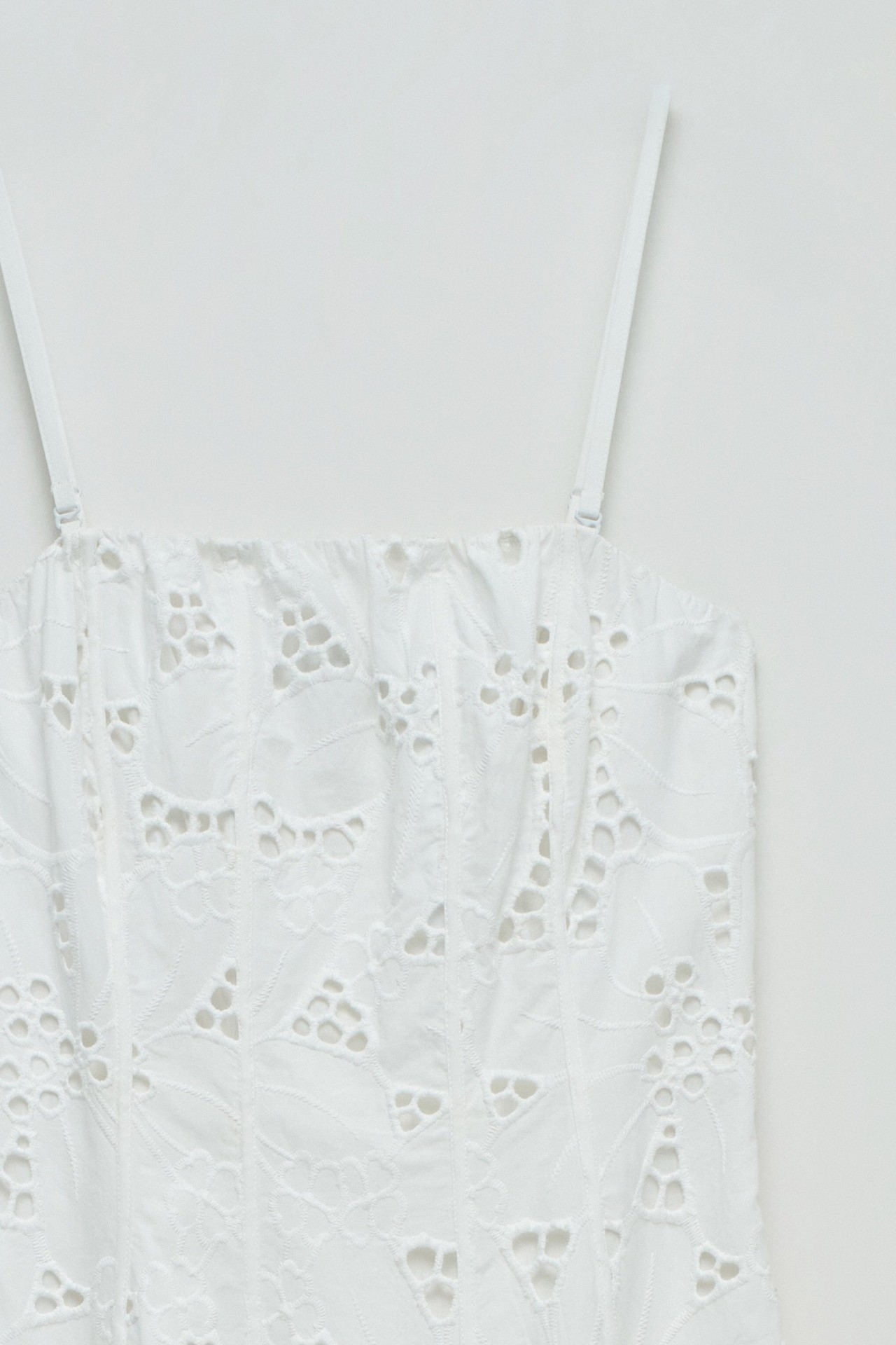 DRESS IN ENGLISH EMBROIDERY