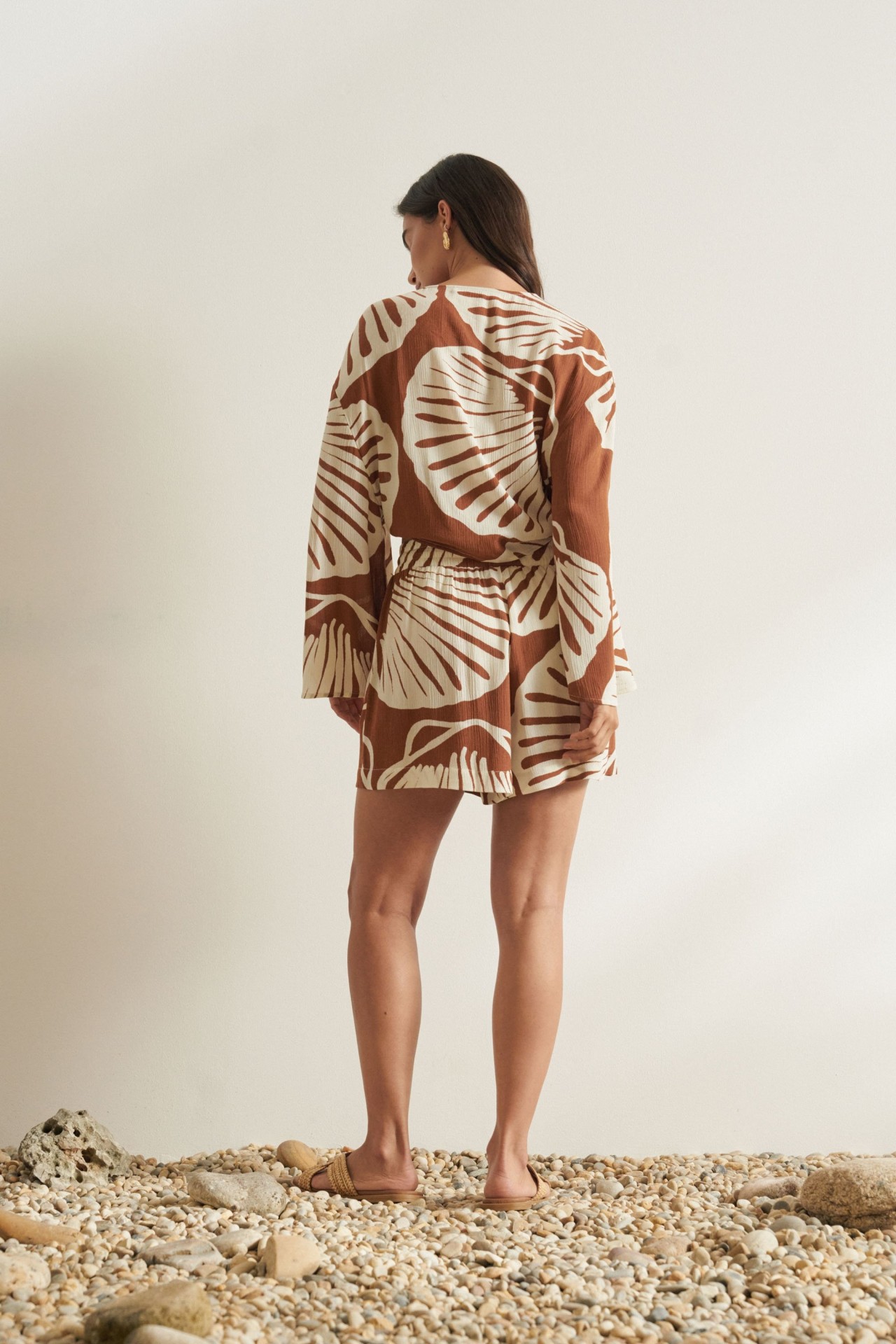 BLUSE MIT KNOTEN