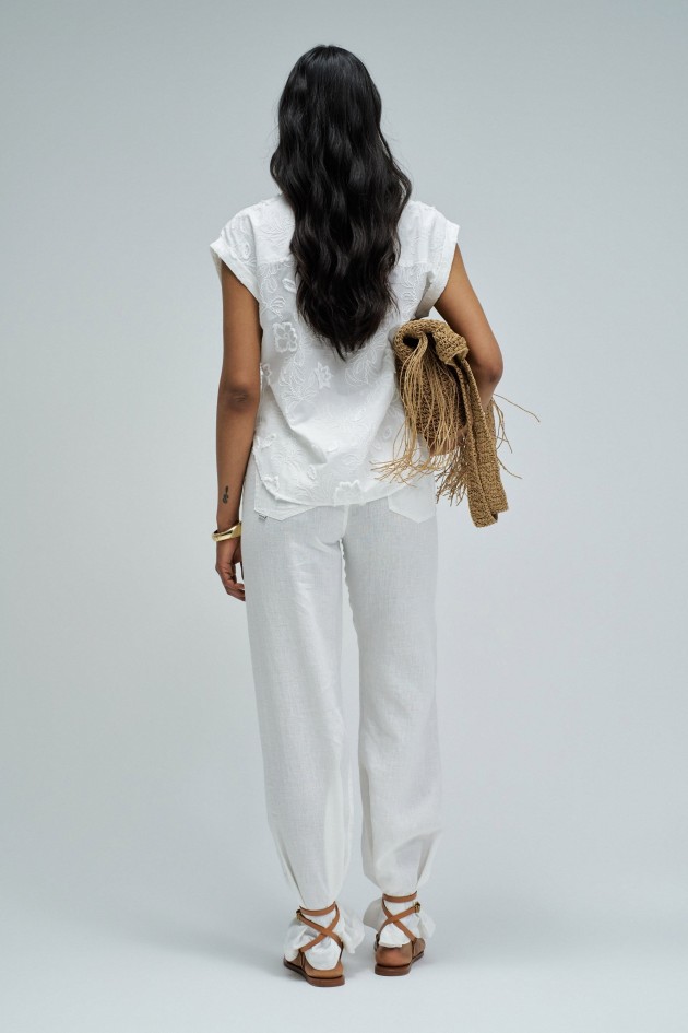 SHIRT WITH EMBROIDERY