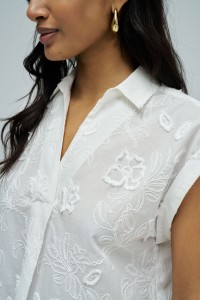 SHIRT WITH EMBROIDERY