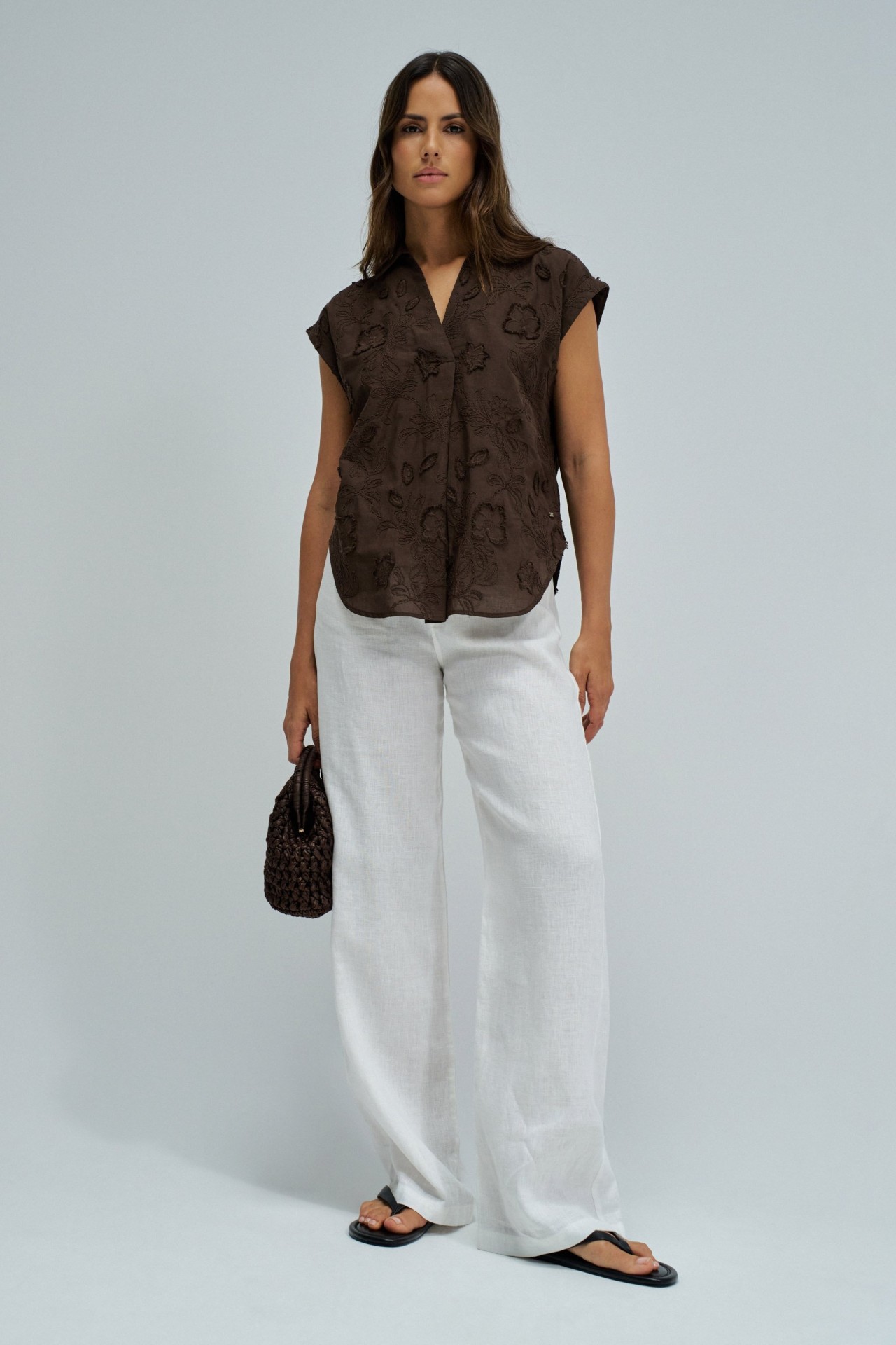 SHIRT WITH EMBROIDERY