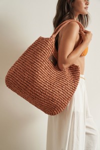 RAFFIA TAS