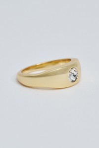 RING MET GLINSTEREN STEEN