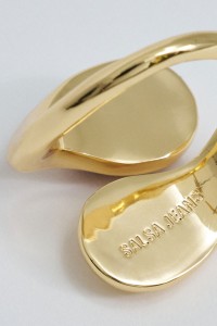 KRUIS EFFECT RING EN OVALE STEEN