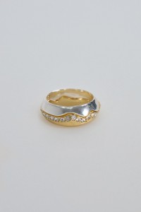 DUBBELE RING MET STRALENDE STEENEN