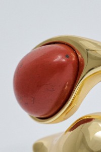KRUIS EFFECT RING EN OVALE STEEN