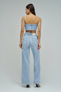 TOP IN DENIM MET FLORELE APPLIQUE