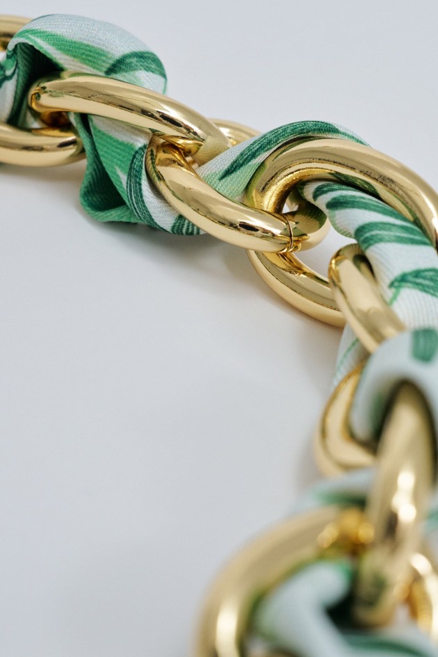 SHORT CHAIN NECKLACE WITH SCARF