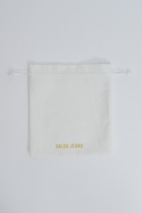KORTE KETTINGHALS MET SJAAL
