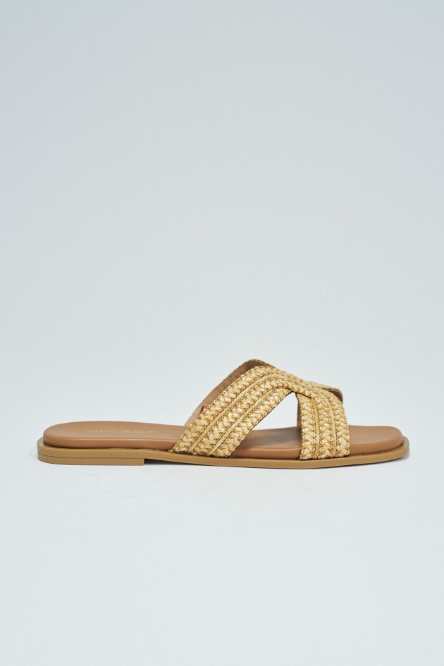 PLATTE RAFFIA SANDALEN