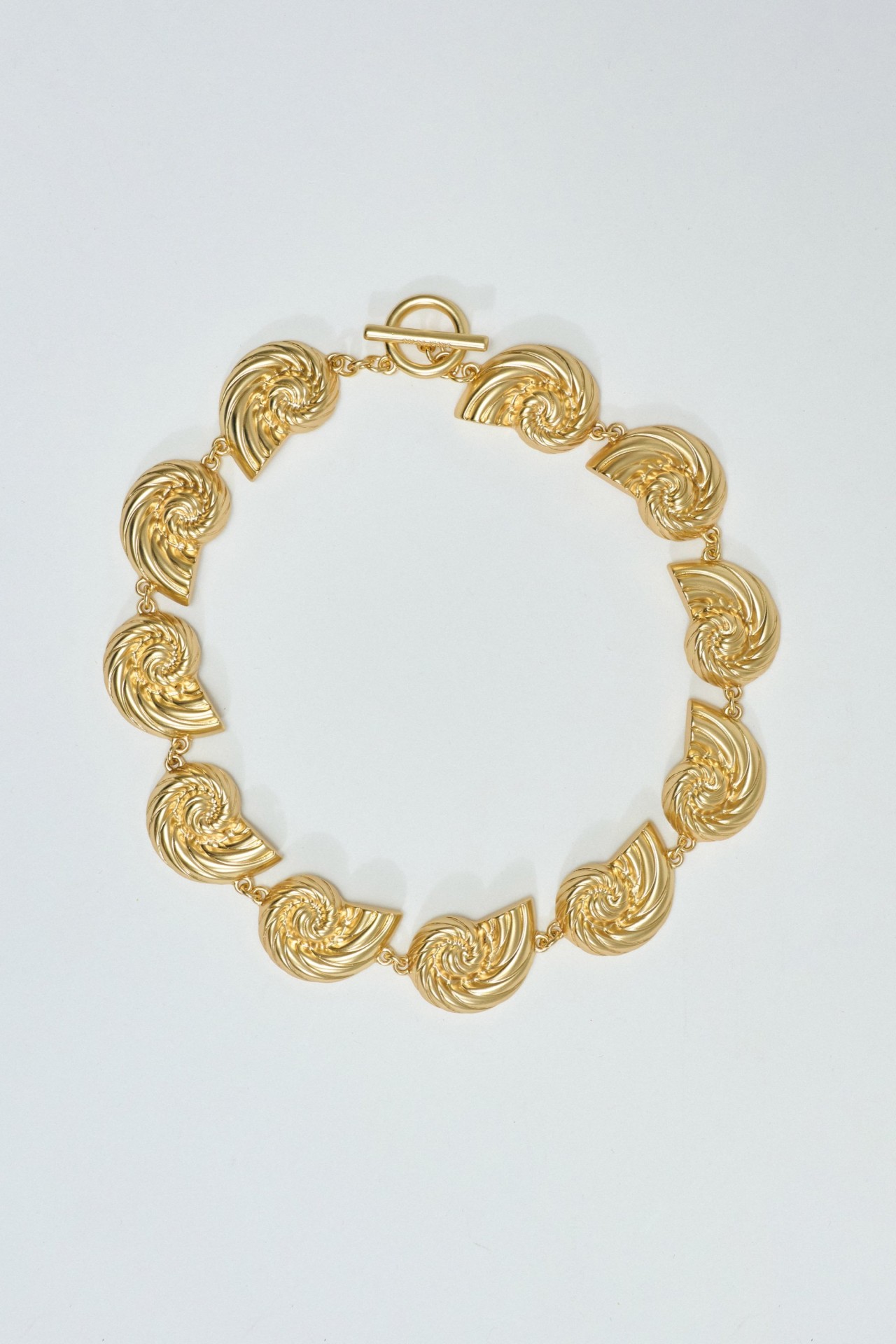 SHELL NECKLACE