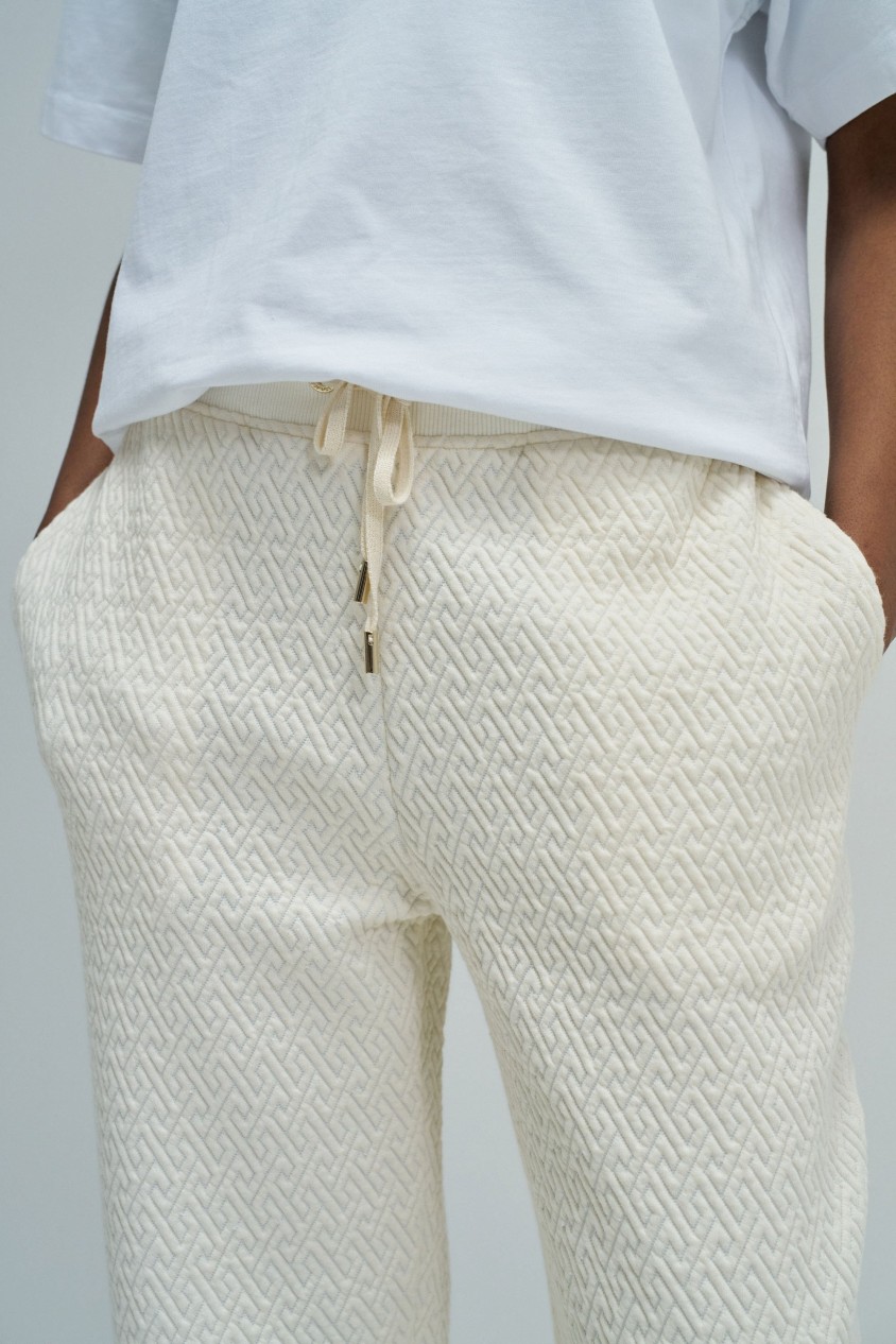 CALÇAS JOGGERS COM JACQUARD