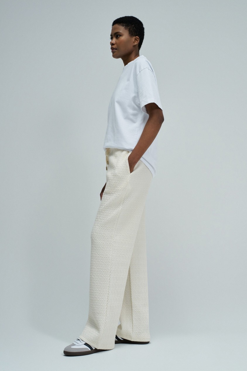 CALÇAS JOGGERS COM JACQUARD