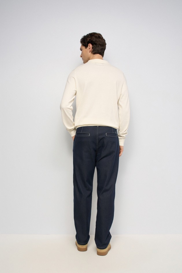 STRAIGHT-LEG CHINO