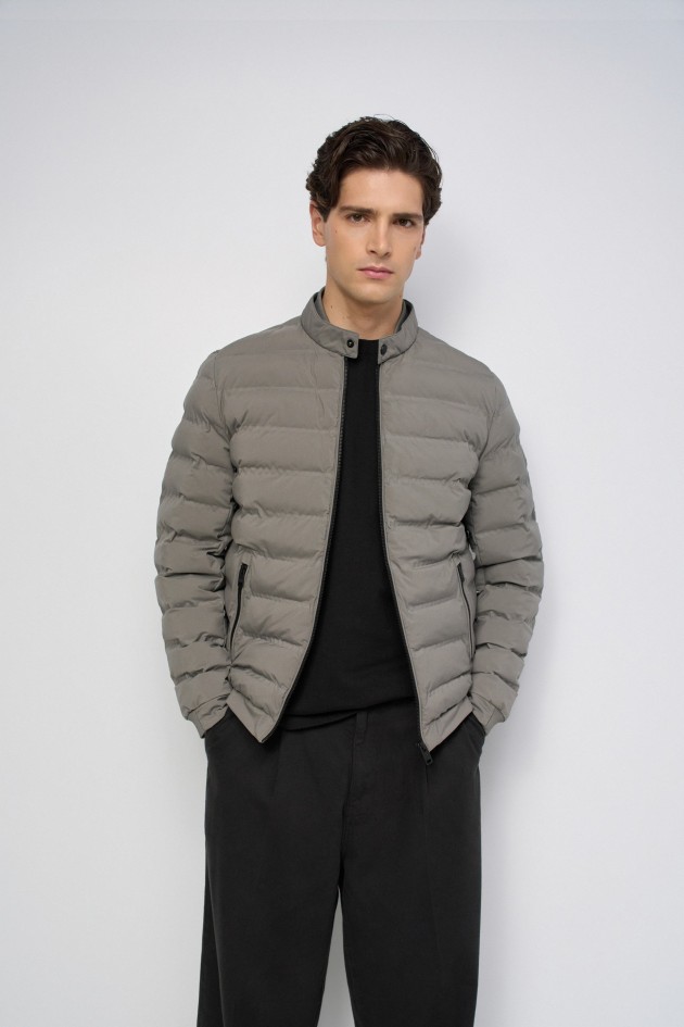 CASACO PUFFER COM BOLSOS