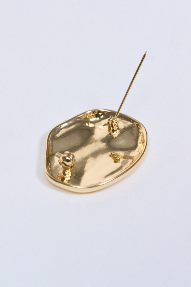 ASYMMETRIC BROOCH