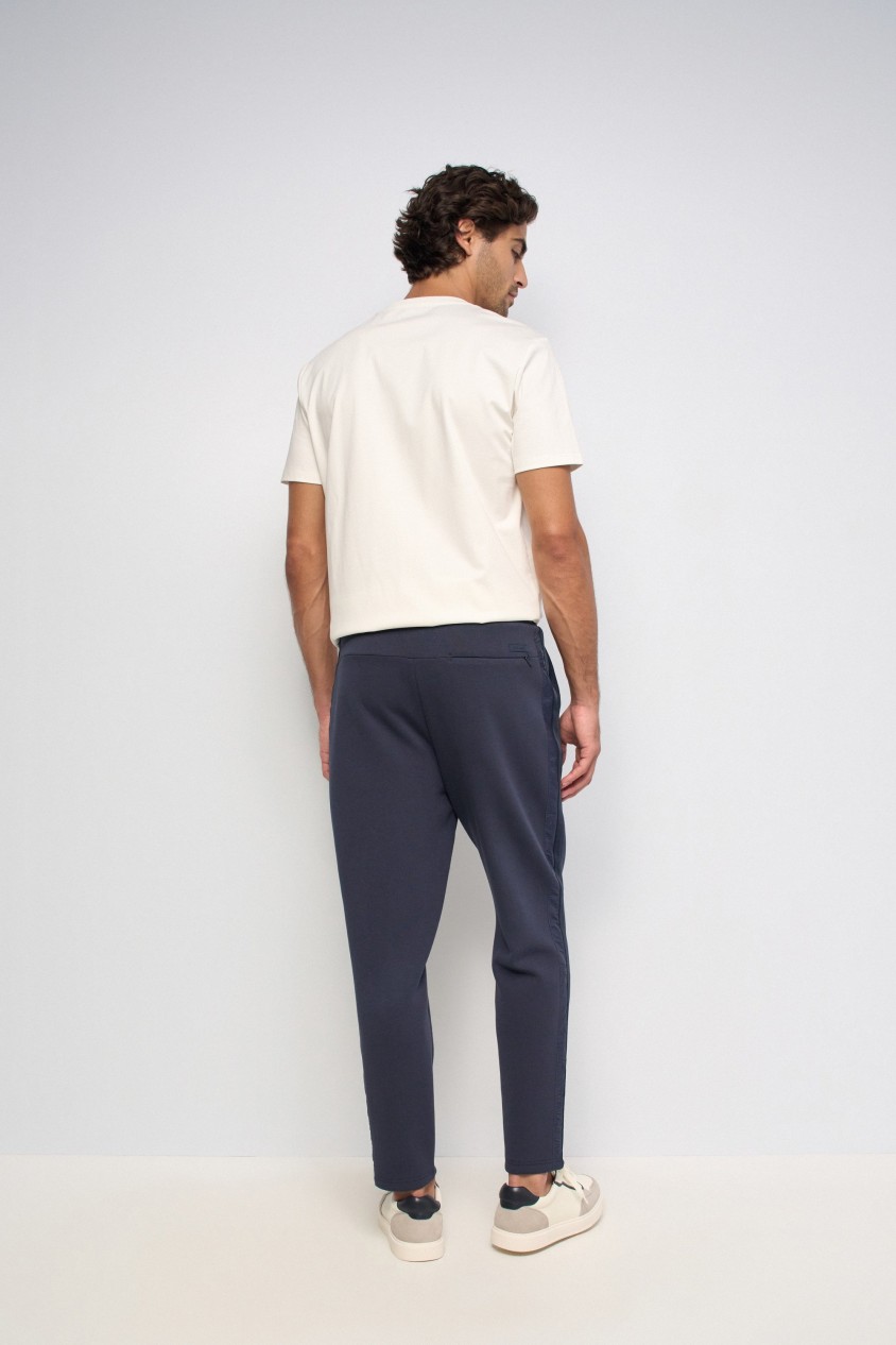 PANTALON JOGGER EN MAILLE