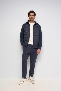 VESTE AVEC M�LANGE DE MATI�RES