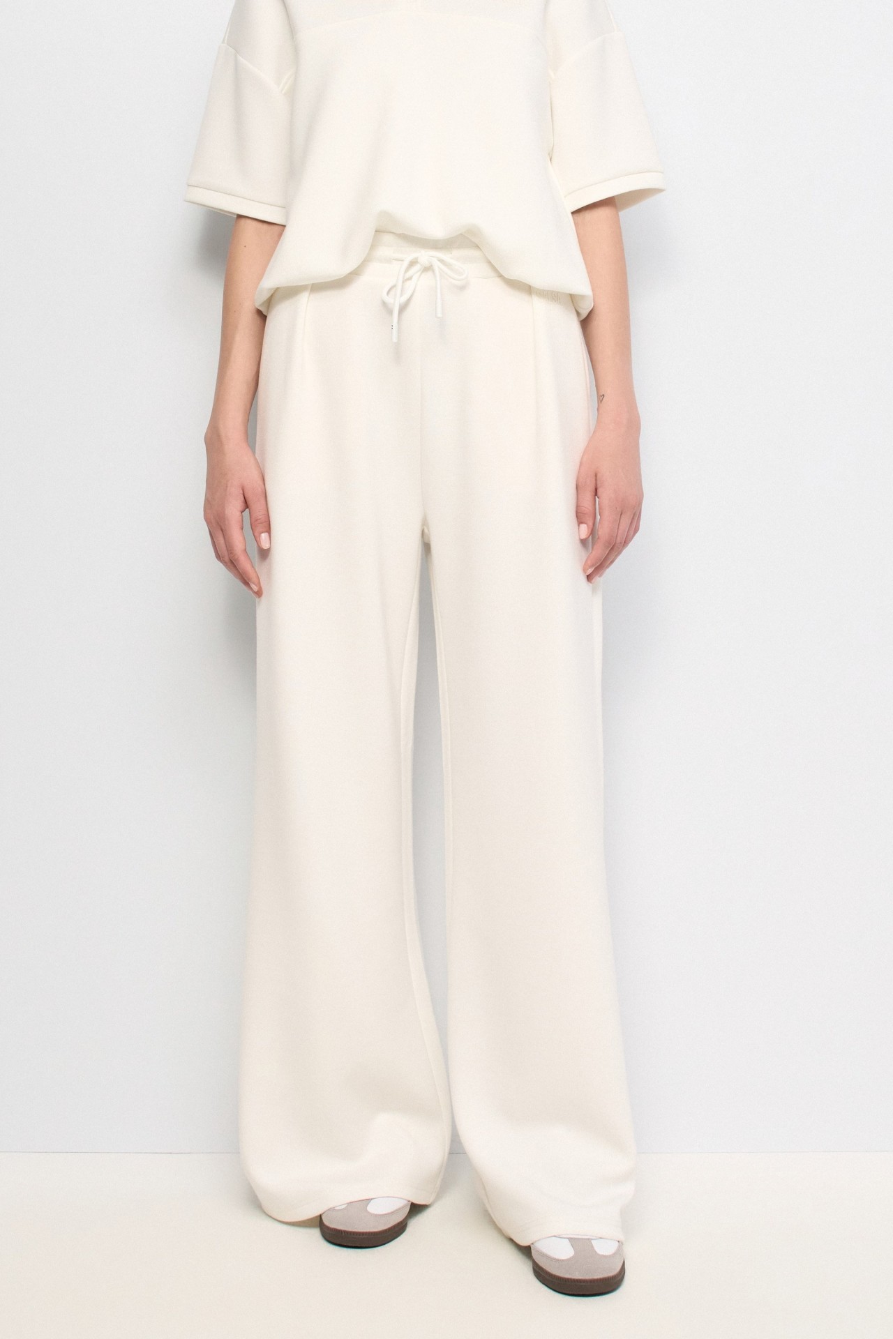 WIDE-LEG JOGGERS