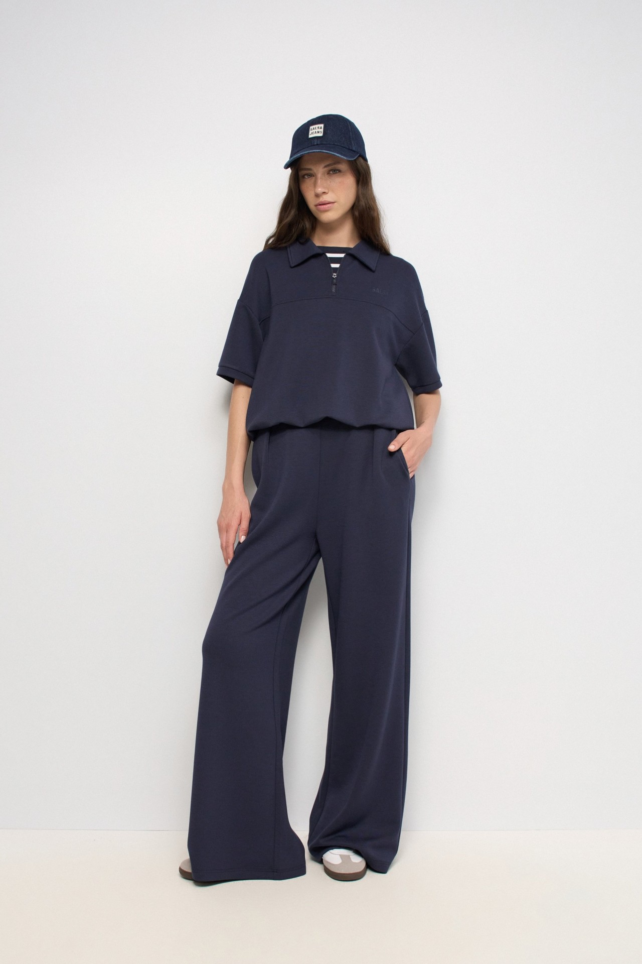 WIDE-LEG JOGGERS