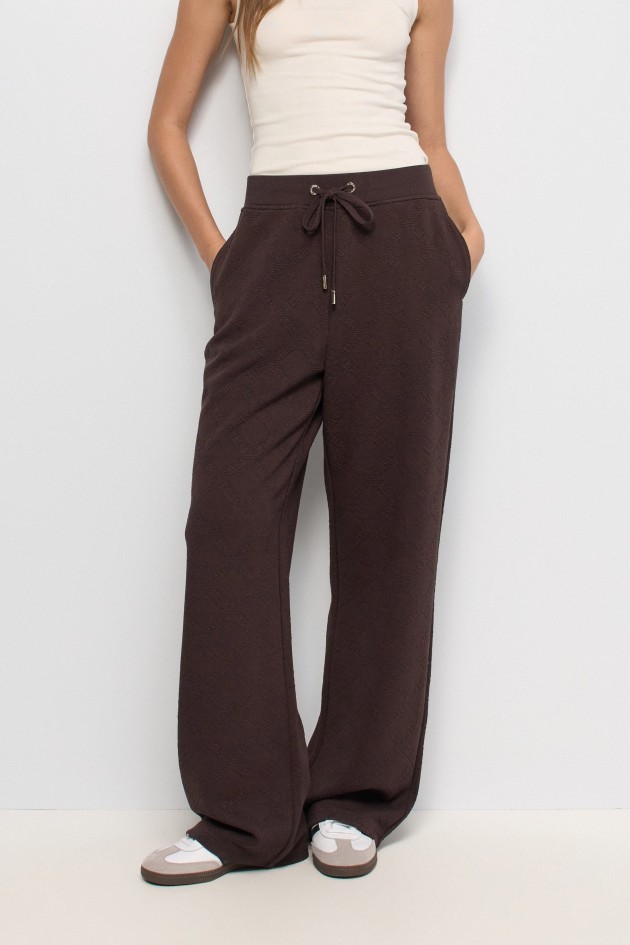 PANTALONES JOGGER CON JACQUARD