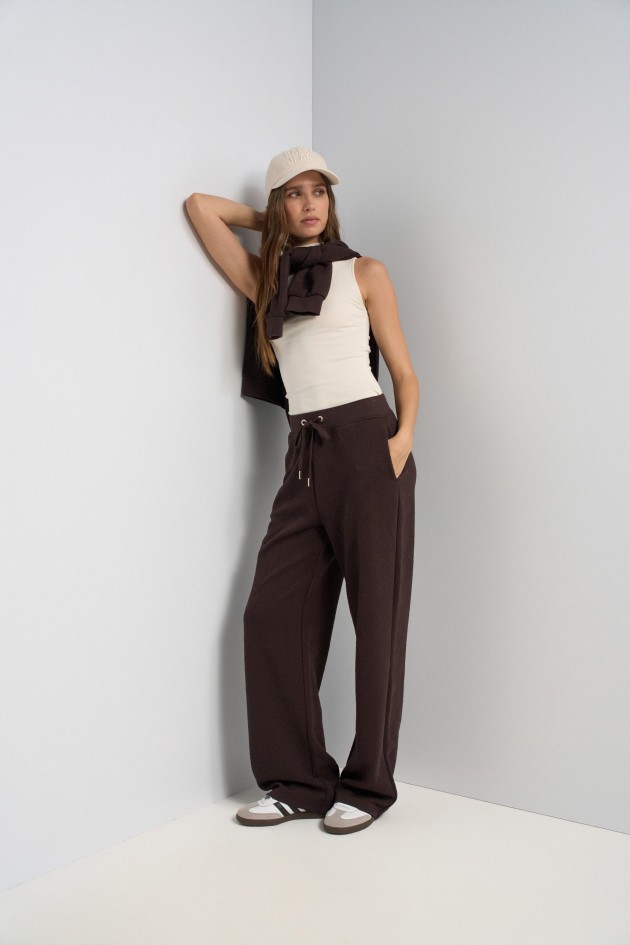 PANTALONES JOGGER CON JACQUARD