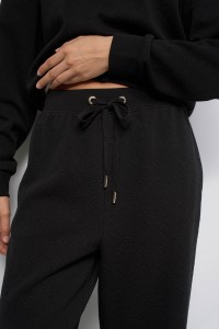 PANTALONES JOGGER DE PUNTO