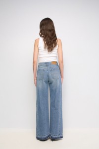 WIDE LEG JEANS
