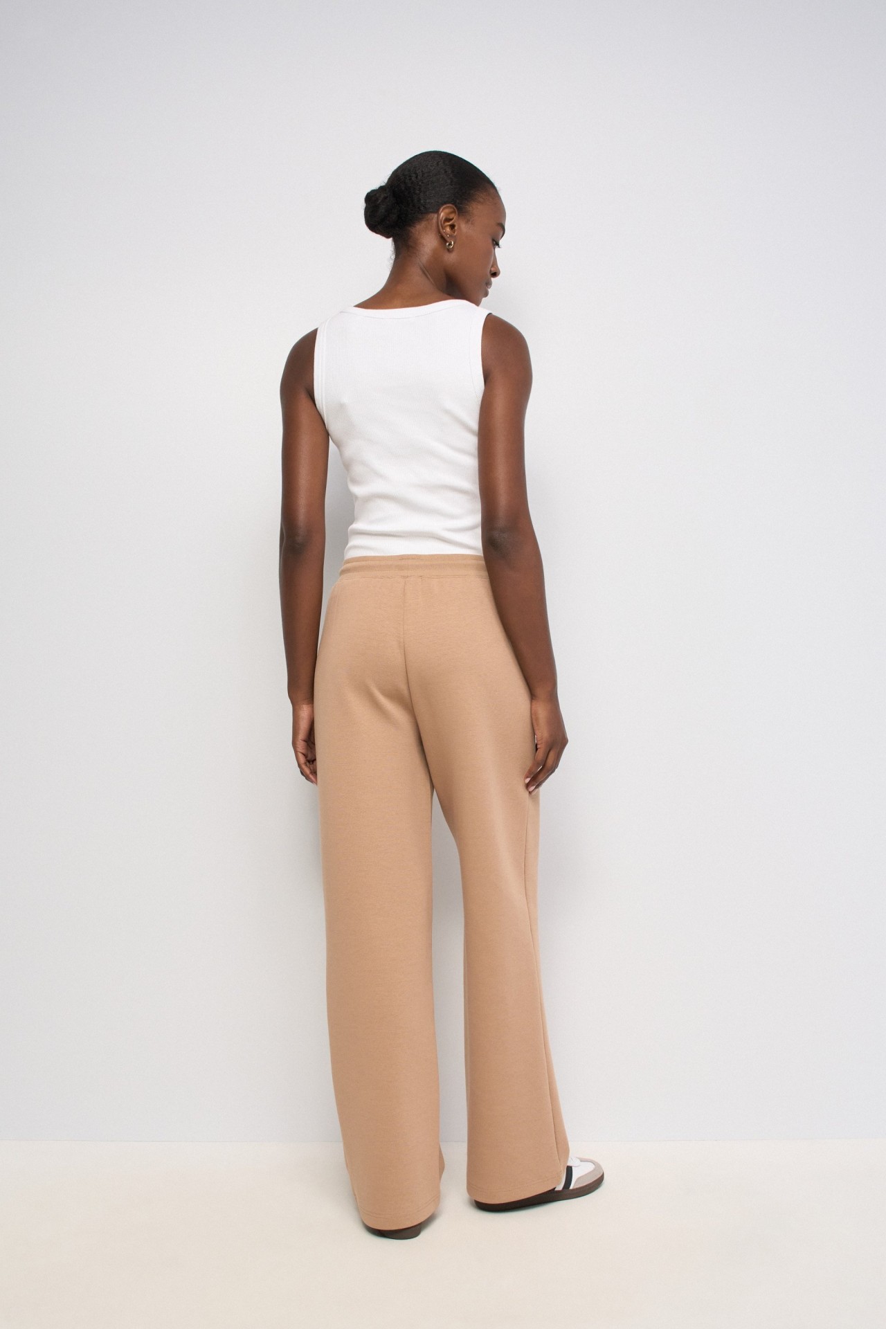 PANTALONES JOGGER DE PUNTO CON PIERNA STRAIGHT
