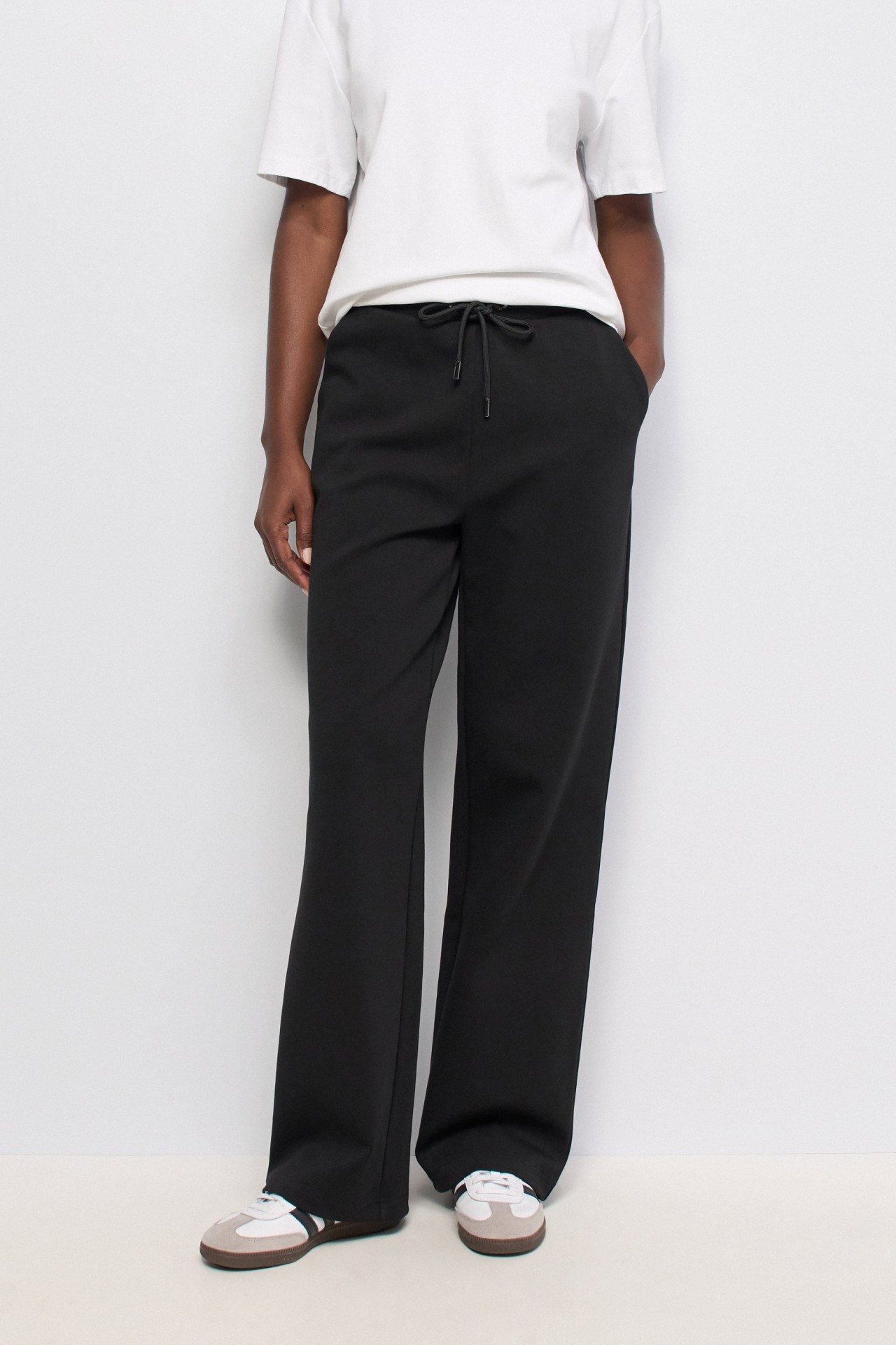 PANTALONES JOGGER DE PUNTO CON PIERNA STRAIGHT