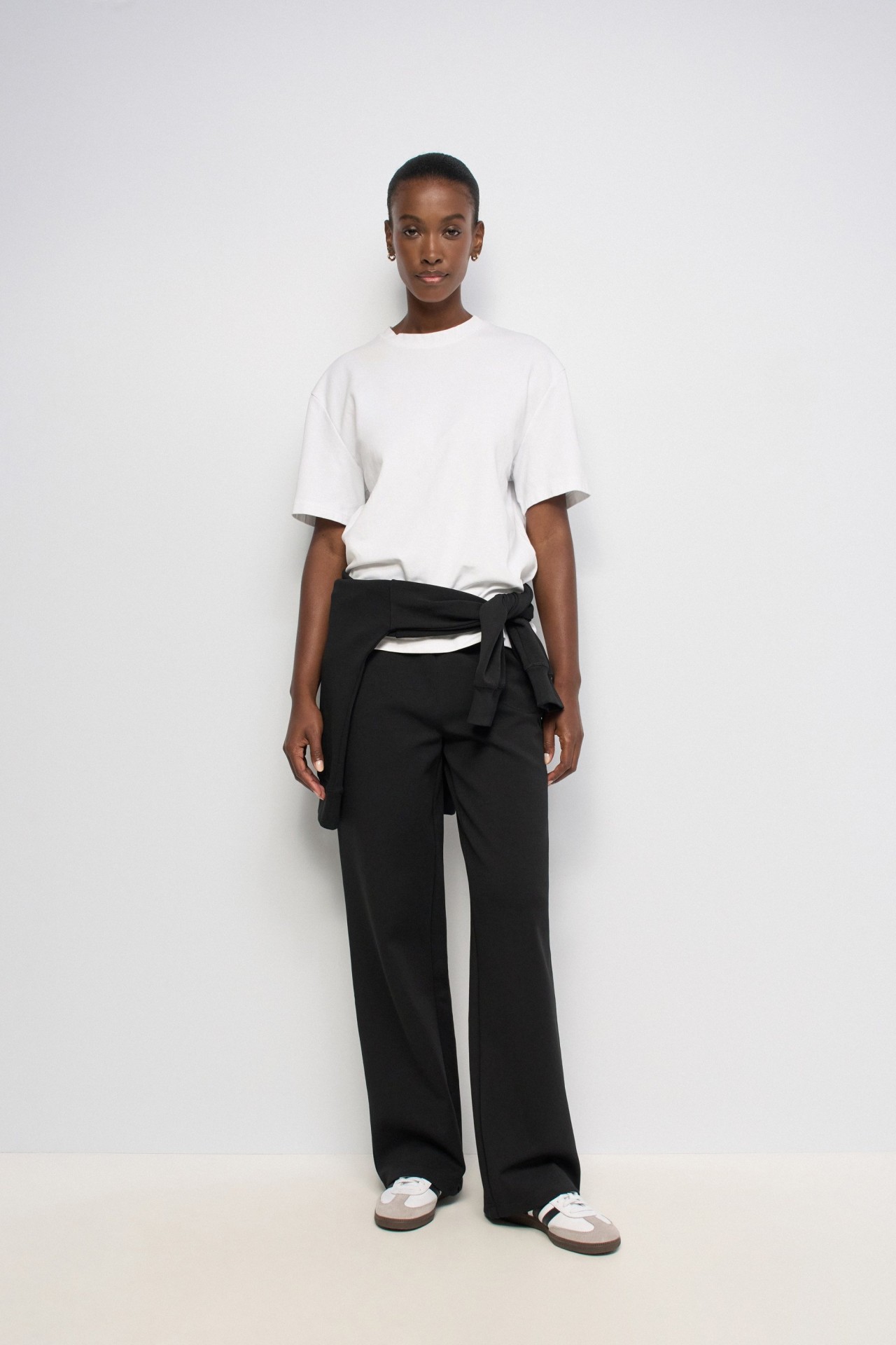PANTALONES JOGGER DE PUNTO CON PIERNA STRAIGHT