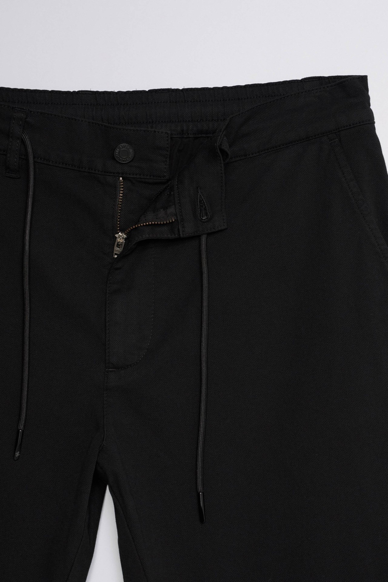 PANTALONES JOGGERS DE PIERNA STRAIGHT