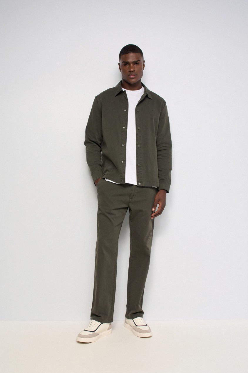 CALÇAS JOGGERS COM PERNA STRAIGHT