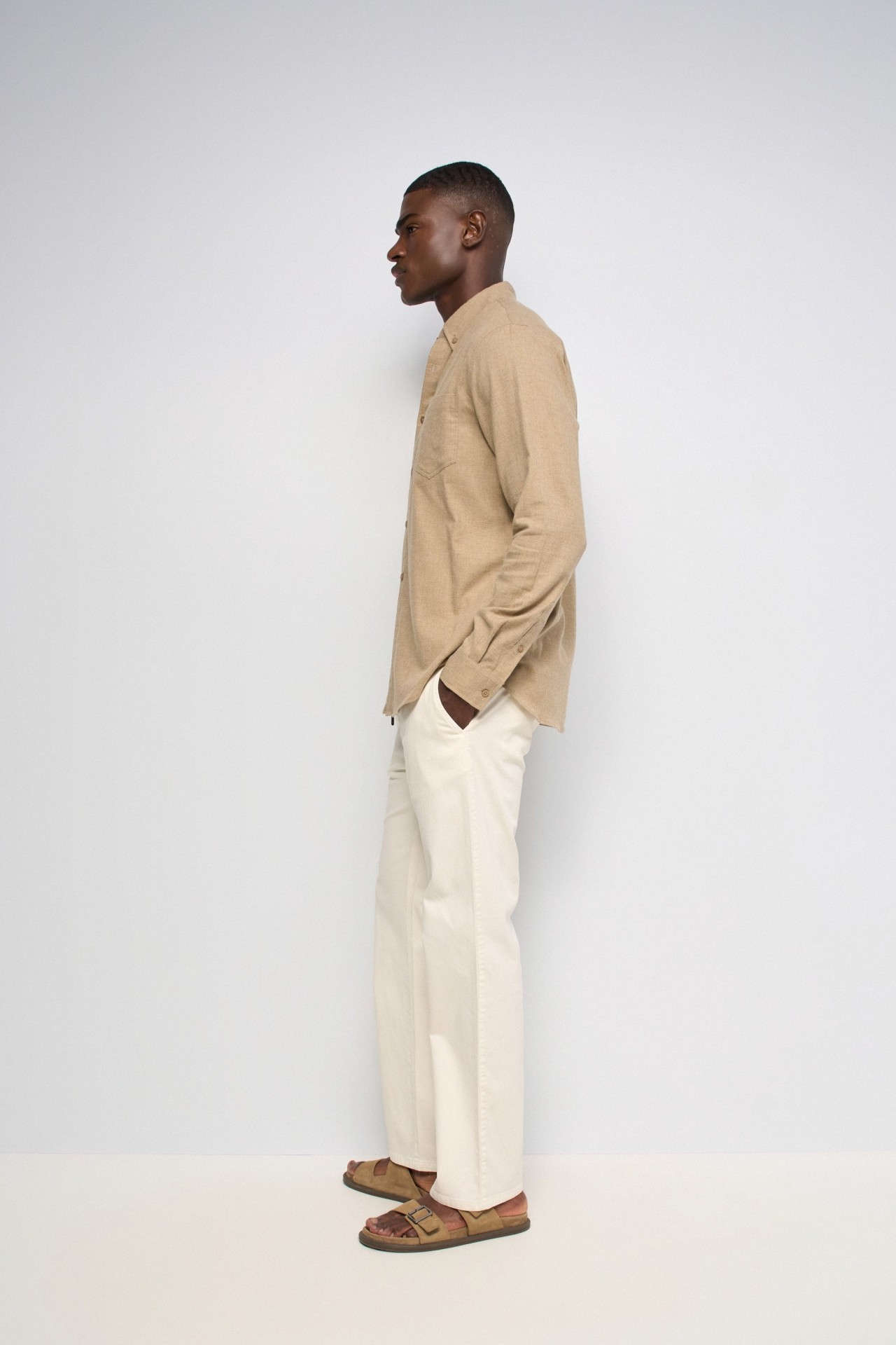 PANTALONES JOGGERS DE PIERNA STRAIGHT