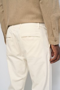 CAL�AS JOGGERS COM PERNA STRAIGHT