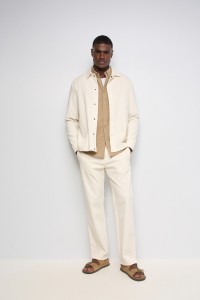 CAL�AS JOGGERS COM PERNA STRAIGHT