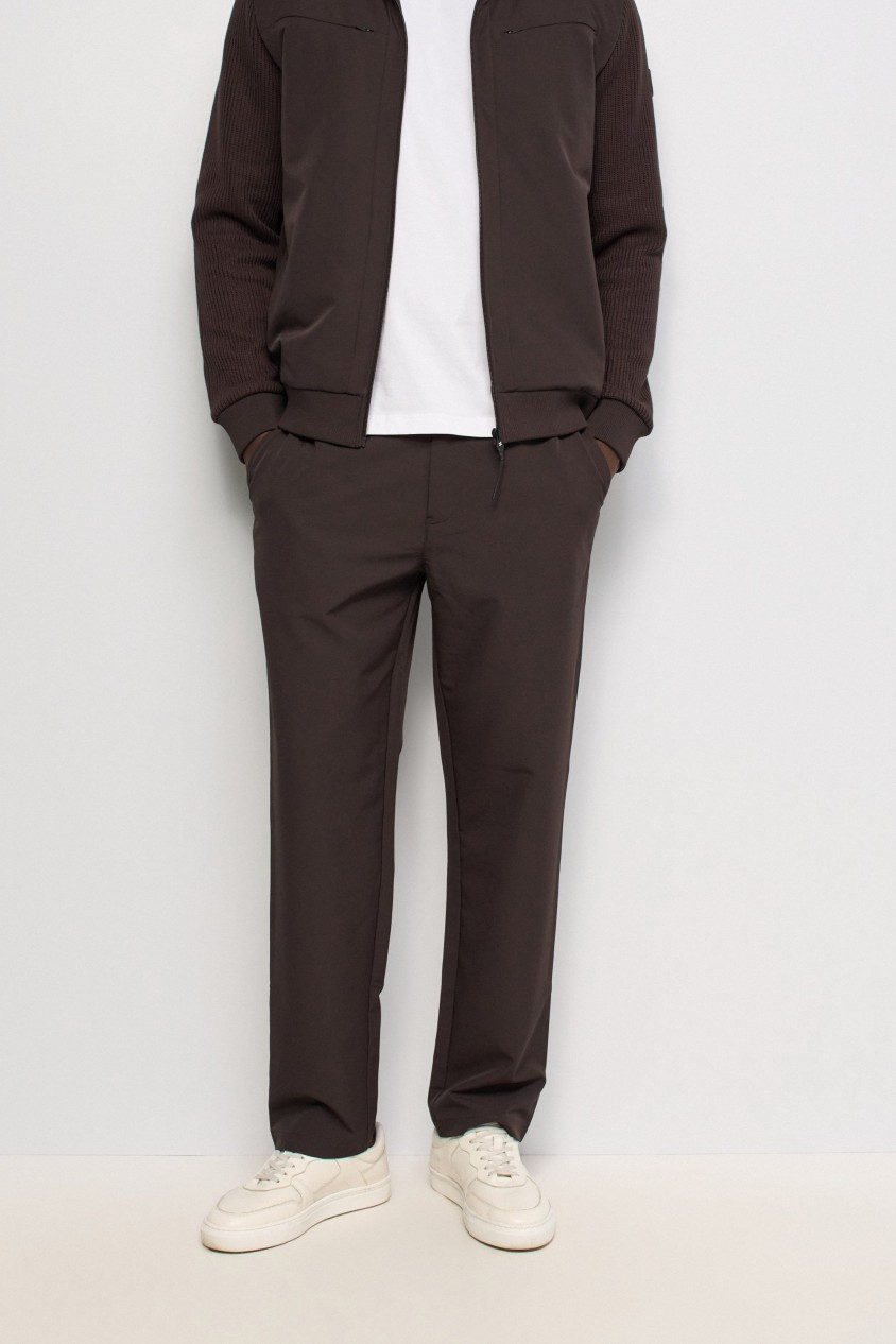 WOVEN JOGGERS