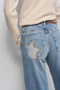 LOW RISE WIDE JEANS
