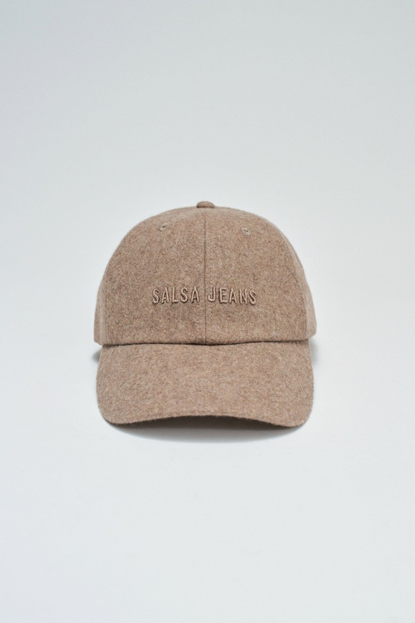 CAP WITH WOOL