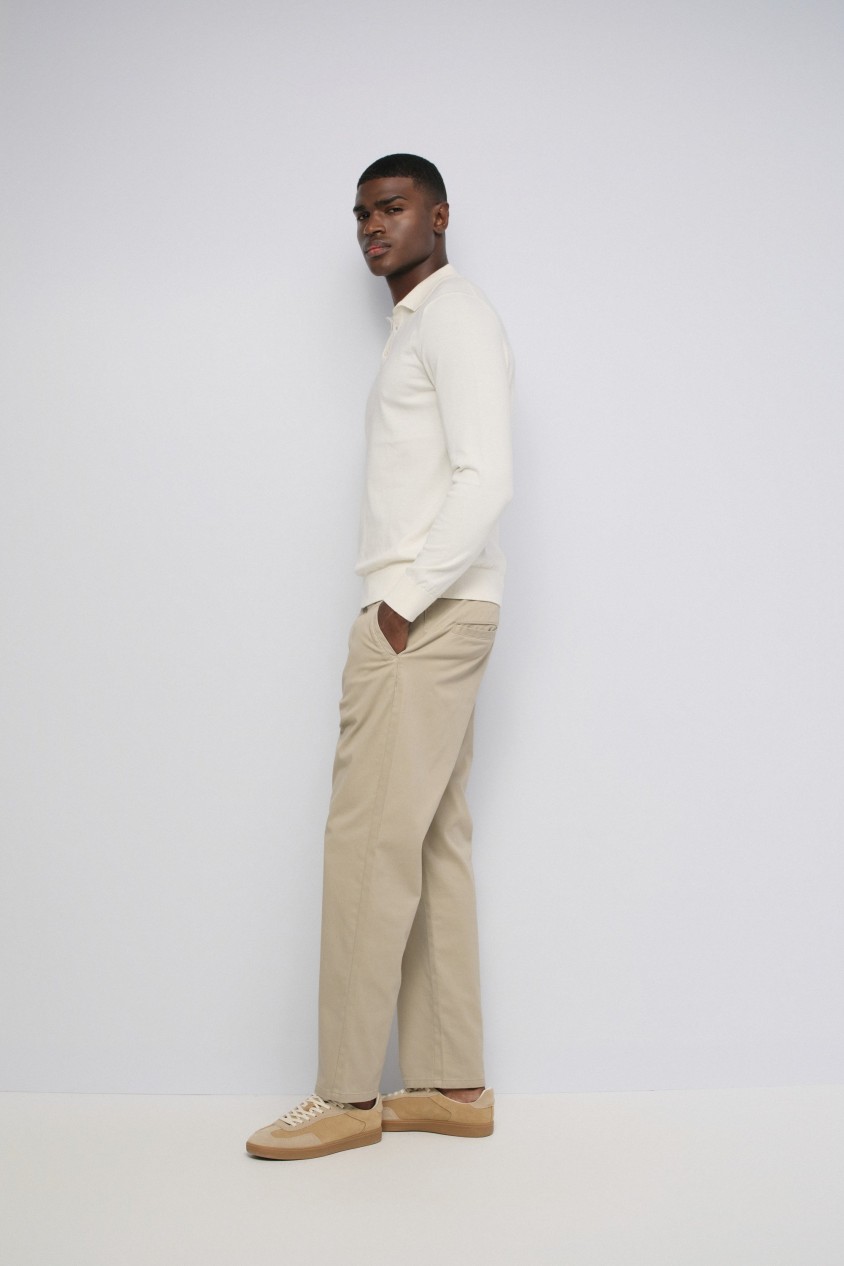 PANTALON CHINO COM JAMBE STRAIGHT